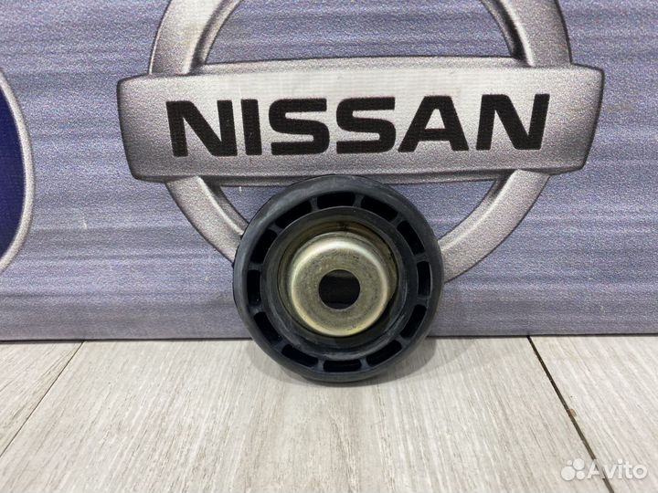 Опора стойки Nissan almera G15 Лев, Прав