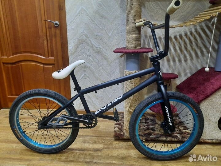 Трюковой велосипед bmx