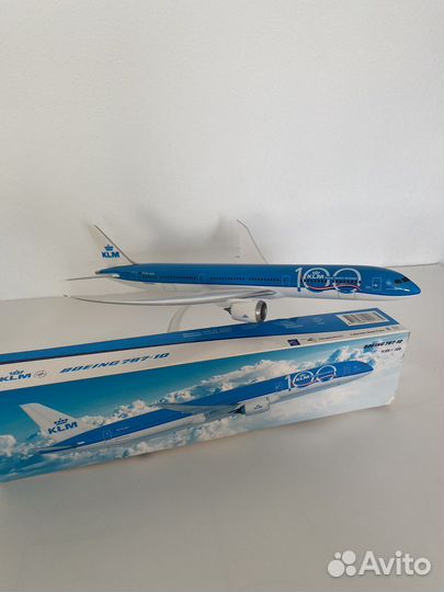 Модель самолета Boeing 787-10 Dreamliner KLM