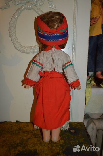 Кукла СССР. В народном костюме