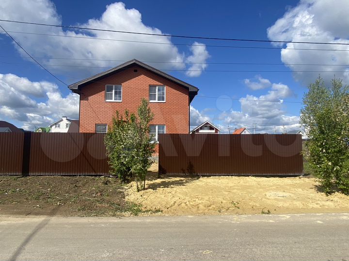 Дом 128 м² на участке 11 сот.