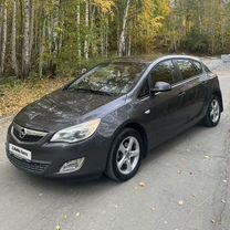 Opel Astra 1.4 MT, 2011, 203 000 км, с пробегом, цена 710 000 руб.