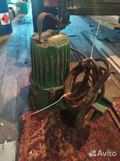 Водяной насос погружной