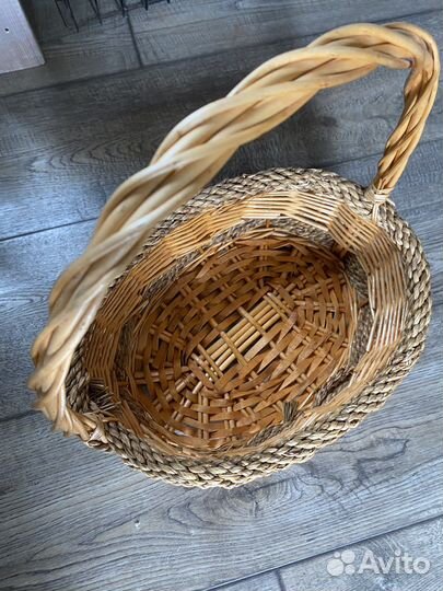 Корзина плетеная