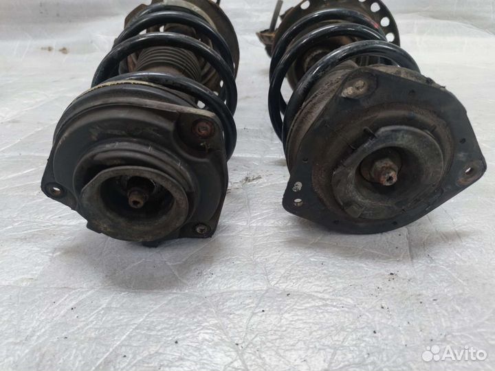 Передние стойки в сборе Nissan note