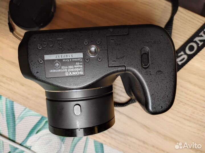 Фотоаппарат Sony DSC-H100