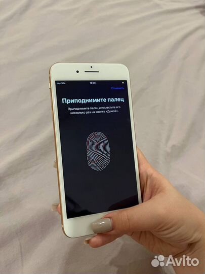 iPhone 8 Plus, 64 ГБ