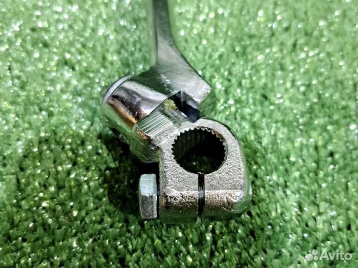 Кикстартер на мотоцикл