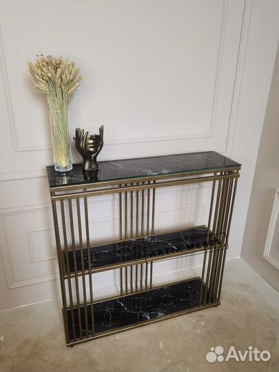 Дизайнерская консоль в прихожую Monsa