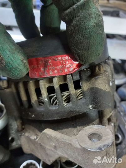 Генератор Geely mk cross