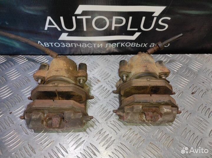 Суппорт передний Volkswagen Jetta 4 2.0 1999-2005