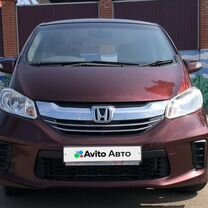 Honda Freed 1.5 CVT, 2015, 129 769 км, с пробегом, цена 1 350 000 руб.