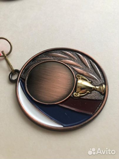 Медали наградные спортивные новые