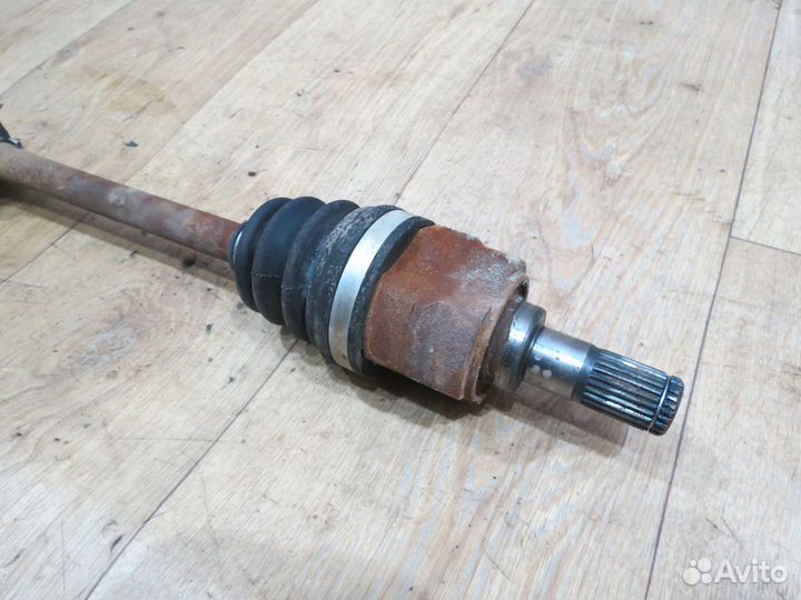 Привод передний левый Hyundai Solaris