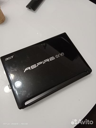 Нетбук acer aspire one