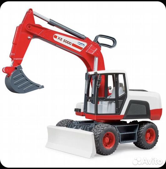 Экскаватор Bruder мобильный