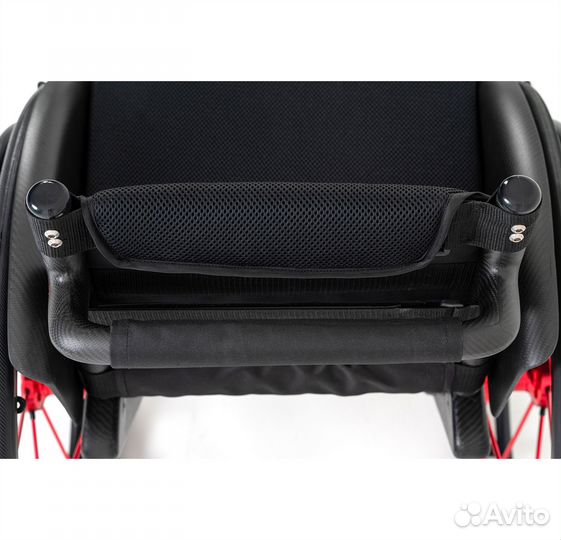 Инвалидная коляска из карбона iCross active