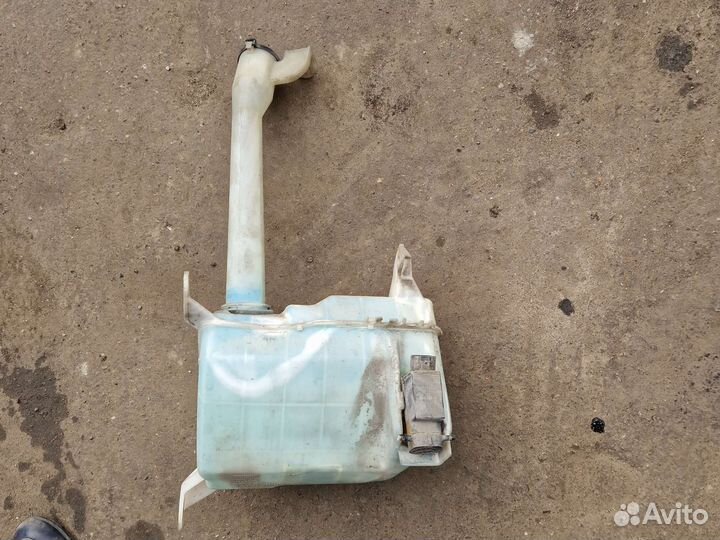 Бачок омывателя в сборе лексус rx300 1997-2003