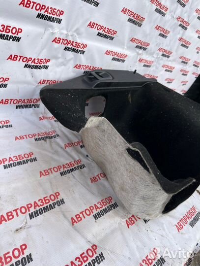 Обшивка багажника левая Mitsubishi Lancer 10 CX