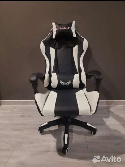 Игровое кресло из экокожи с Вибромассажером