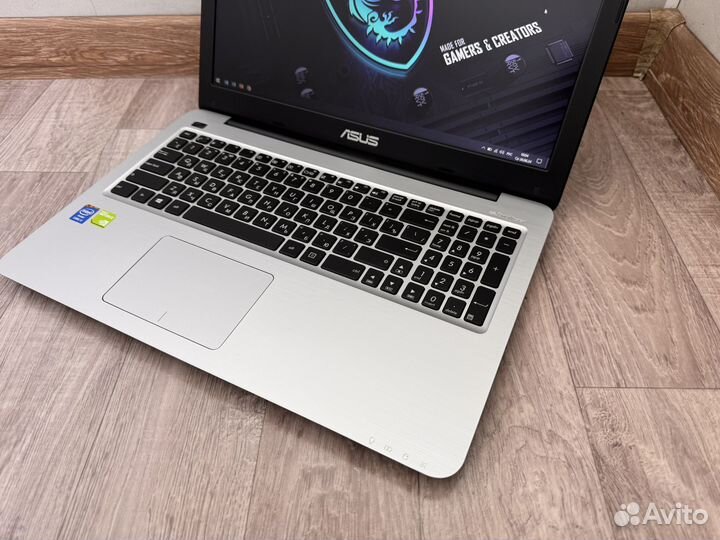 Asus Идел (IPS/Core i3/Nvidia 940MX/12Gb/SSD+1TB)