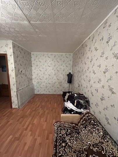 1-к. квартира, 42 м², 1/3 эт.