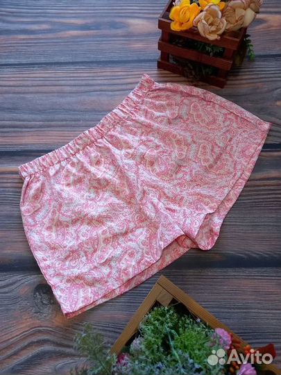 Шорты женские 42-44 размер