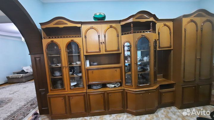 Стенка в гостиную