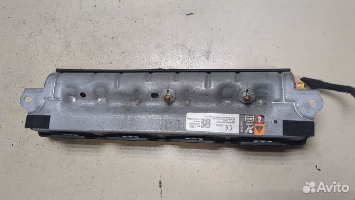 Подушка безопасности коленная Chevrolet Camaro, 2016