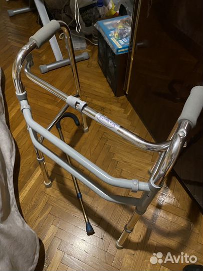 Ходунки для пожилых