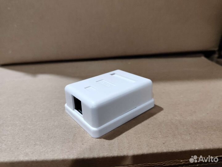 Розетка компьютерная RJ-45 cat.5e 1 порт