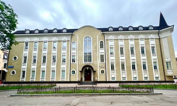 Продам помещение свободного назначения, 1899.7 м²