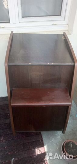 Тумбочка для кассы