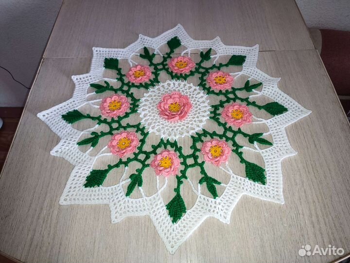 Салфетка ручной работы