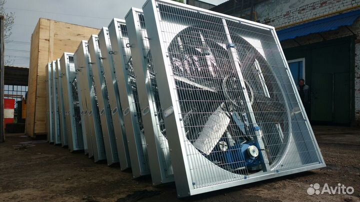 Разгонный вентилятор для фермы крс