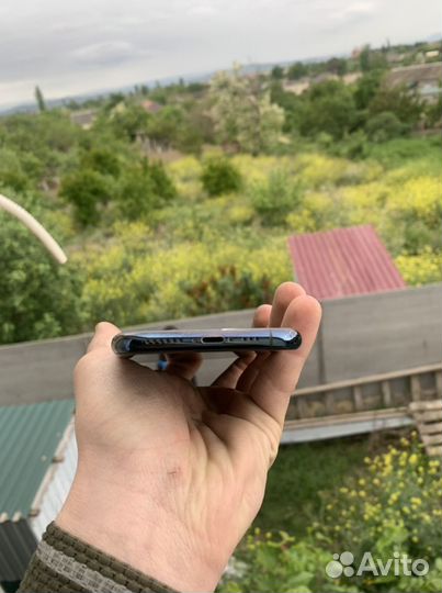 iPhone 11 Pro, 64 ГБ