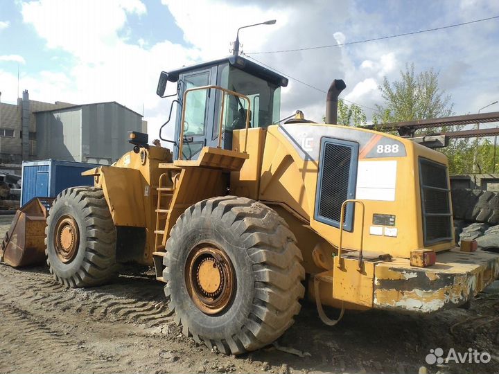 Фронтальный погрузчик LiuGong 888, 2007