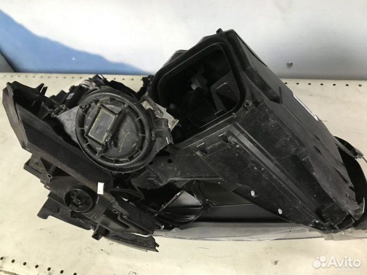 Фара левая Mercedes-Benz M-Class X166