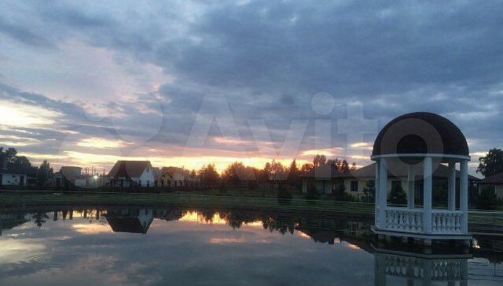 Дом 240 м² на участке 9 сот.