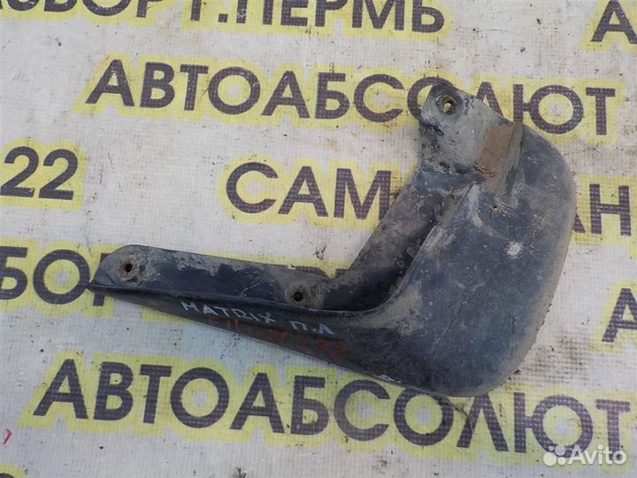 Брызговик передний левый Hyundai Matrix 2001-2010