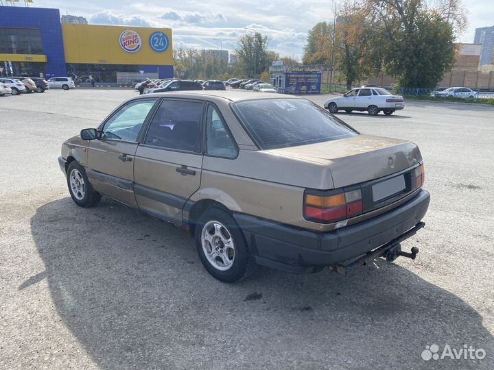 Volkswagen Passat 1.8 МТ, 1991, 111 111 км