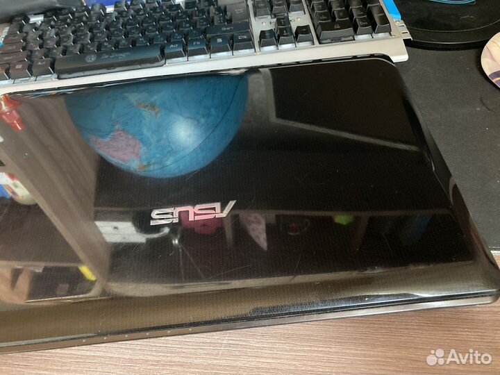 Ноутбук asus