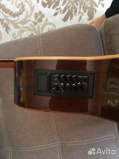 Классическая испанская гитара Cuenca с датчиком