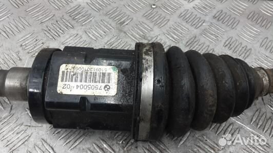 Привод передний правый BMW X5 E53 (UBN21N101)