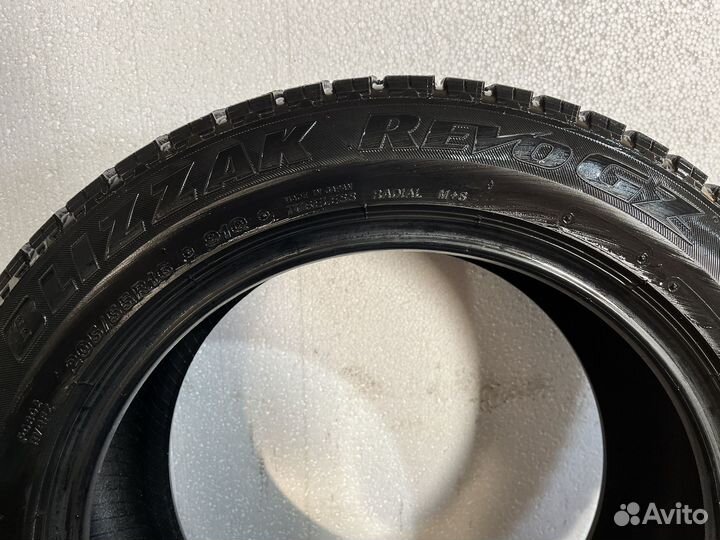 Bridgestone Blizzak Revo GZ 205/55 R16 91Q