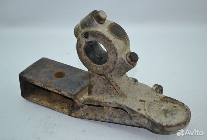 Кронштейн стабилизатора, переднего моста, нижний п