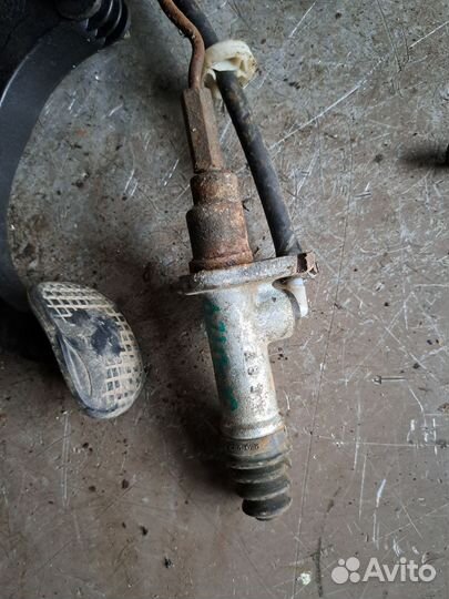 Педаль сцепления Lancia libra