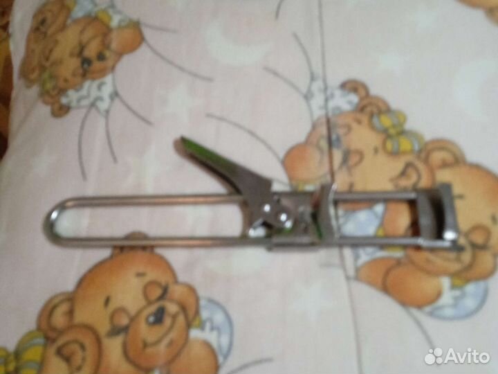 Продам металлическую Открывашку для банок