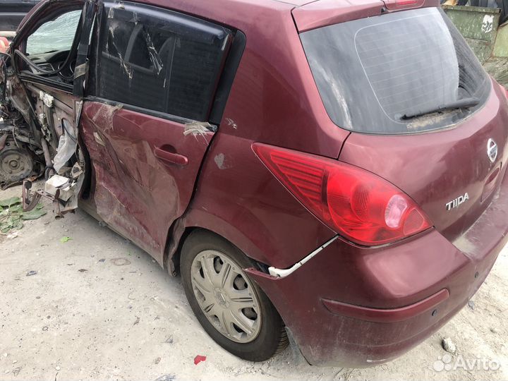 Разбор nissan tiida c11