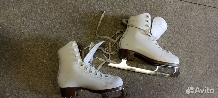 Коньки фигурные (Чехия) 32 размер